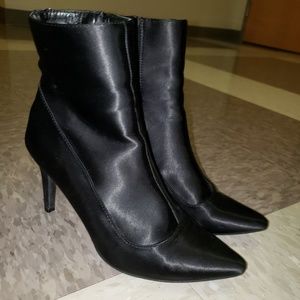 Black Heels Size 7